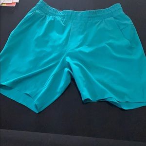 M lululemon swim shorts